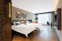 Yitel Premium- Kunming Old Street Nanping Pedestrian Street Hotel - balcony