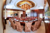 Changtian Jing'an Garden Zhongyuan Grand Hotel (Kuangzhong Garden)