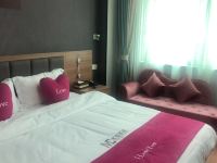 广州从化名城酒店 - 情侣浪漫大床房