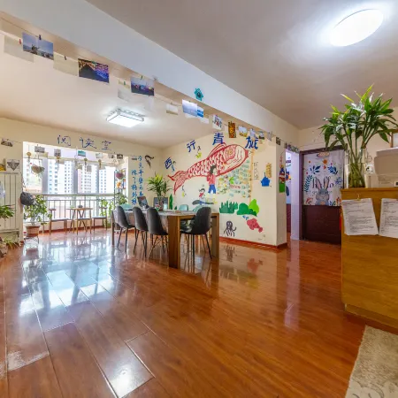 Westbound Youth Hostel (Lanzhou West Railway Station Branch)