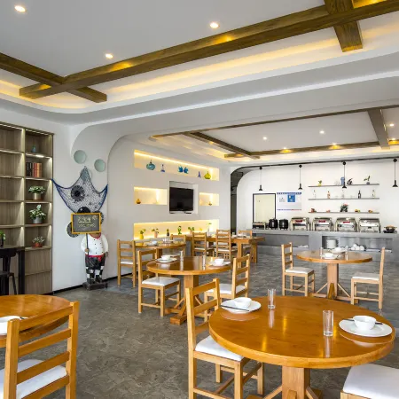 Eurotime Mediterranean Hotel (Rongcheng Chishan Scenic Spot Shidao Building Store)