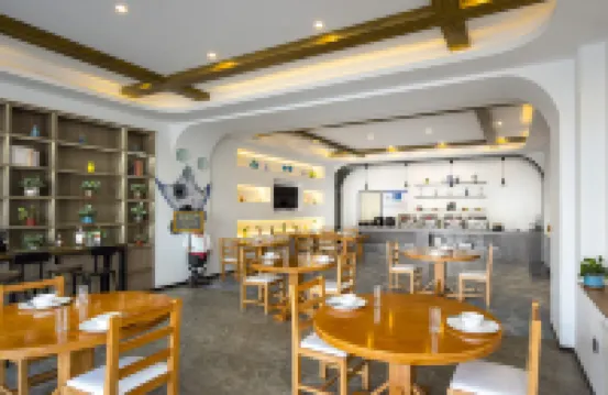 Eurotime Mediterranean Hotel (Rongcheng Chishan Scenic Spot Shidao Building Store)