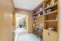 Elan Hotel (Changchun People's Square Jida Second Hospital) - 2 ดาว