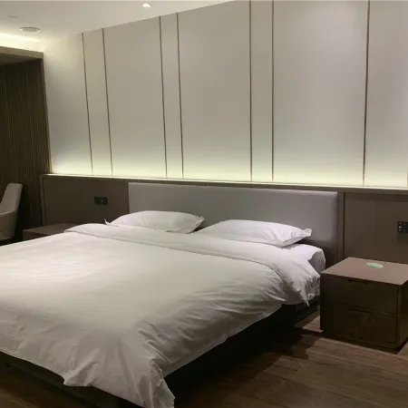 Taixing Hongyang Hotel