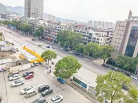 Chuangyi Jia Famile Hotel (Taizhou Luqiao Shili Changjie Zhongsheng Branch) - Lãng mạn