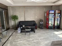 Suiman Hotel Chain (Jiaodong International Airport No. 2)