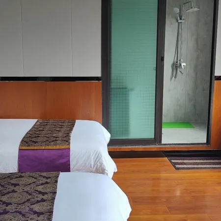 Minhe Lijing Business Hotel