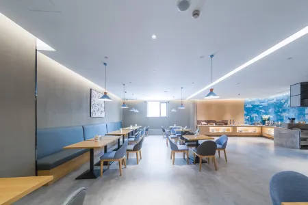 Homeinn · neo (Yangzhou Jiangdu Bus Station Changjiang Road) Отели рядом с Аэропорт Янчжоу