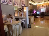 Zhaotong Yi xuan xiao qi - bar
