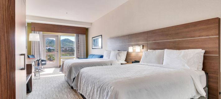 Holiday Inn Express & Suites LAKE ELSINORE by IHG Hotels in Riverside County