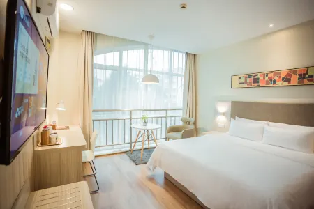 HanTing Hotel (Shanghai Longbaixincun Subway Station)