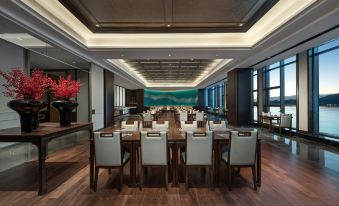 Jinzhou Blossom Hotel