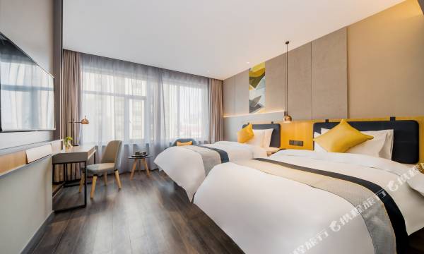 Homeinn Selected Hotel (Shanghai Tangqiao Center)