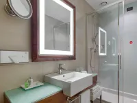 إن إتش كوليكشن ميلانو تورينج Hotels near توراتيه