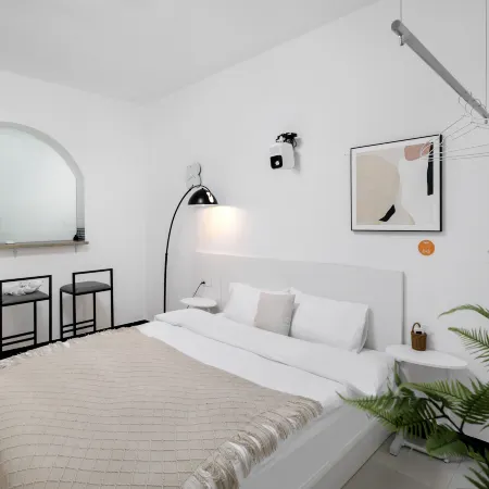 Bear House · Guomao Premium Audio-Visual Homestay (Kaili Guomao Shopping Mall)