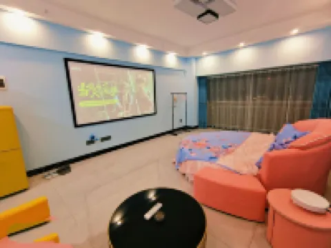 偉舍民宿（防城港德城美食街園博園店）