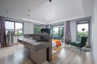 Tiffin Moganshan Su-style garden private soup medicine bath hot spring villa