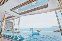 La Vague Hotel - ที่มีสระว่ายน้ำ