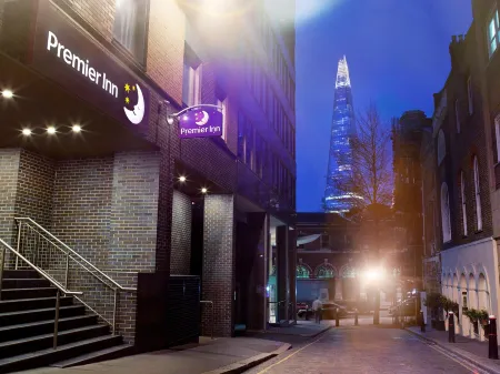 Premier Inn Honiton Отели в г. Шелдон