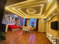 萬錦飯店（蛟河站南河公園店）