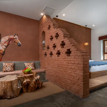 Sansheng Baijianli B&B (Aksu Old Street Night Market)
