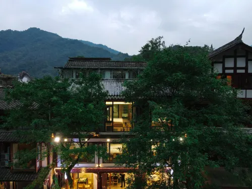 Qingcheng Houshan Taizhuang Private Tang Homestay - บังกะโล