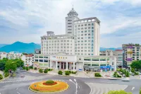 Light Grand Hotel Hotels in Fengdu