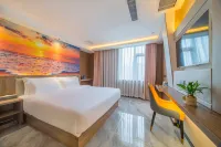 City Select Hotel (Maoming high speed railway station store) - 2-Star