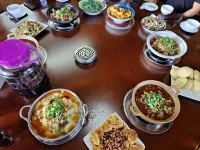 Jinwan Xiaozhu Hotels in Hefeng