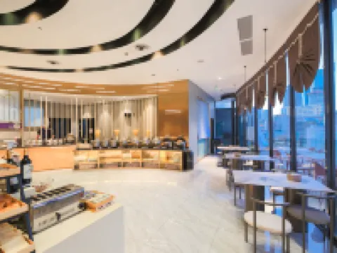 โรงแรม Mercure (ถนนคนเดินจงชาน วิวทะเล) โรงแรมในเซียะเหมิน