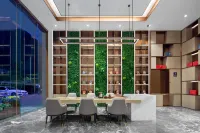 Zhiheng International Hotel (Nanning East Railway Station Branch)