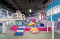 Xana Hotelle Hotel (Fangchenggang West Bay City Beach)