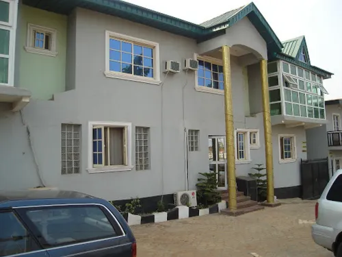 November 5 Hotel Hotels in Shagamu