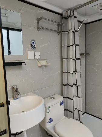 roc cloud hotel Отели в г. Фупин