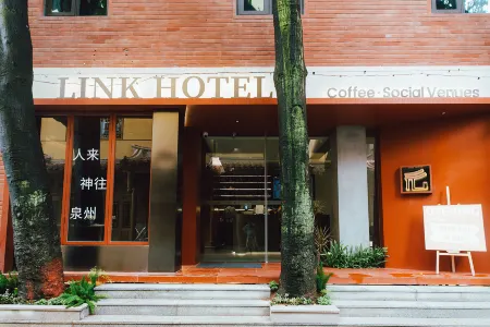Link Hotel