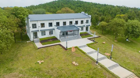 Dingyuan Jinshan Xigu Hotel