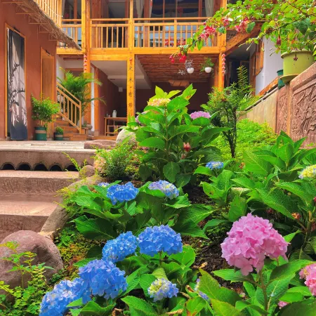Chimuyoujie Homestay