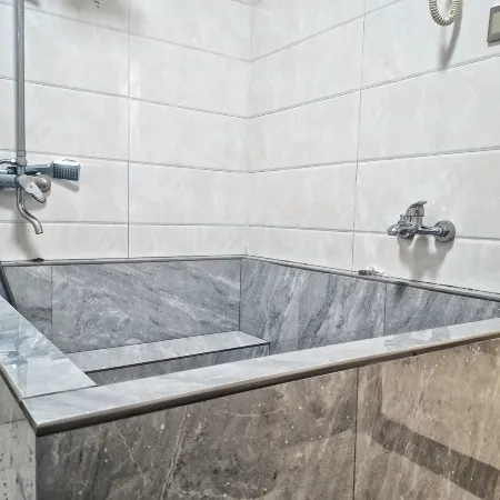 Rucheng Yujing Hot Spring Hotel