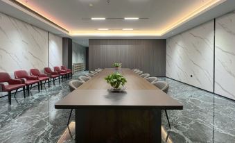 Xiyue Meijing Hotel (Liaoyang Station Taizihe Park)