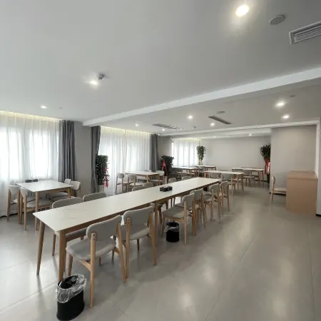 Huaiyuan West Bay Hotel