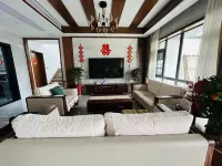 Yixing Jinghu Residence
