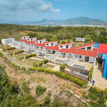 Cliff Villa