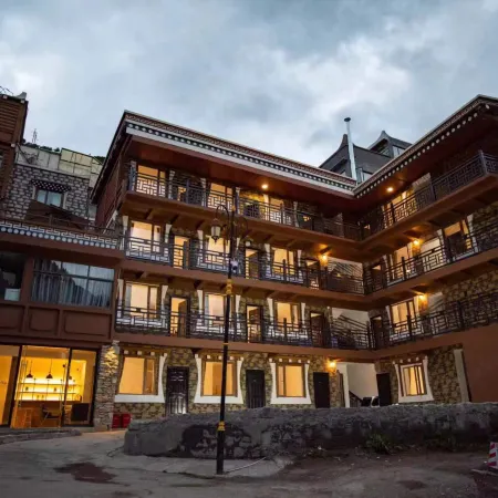 Xiaojin Qimuyizhan Homestay