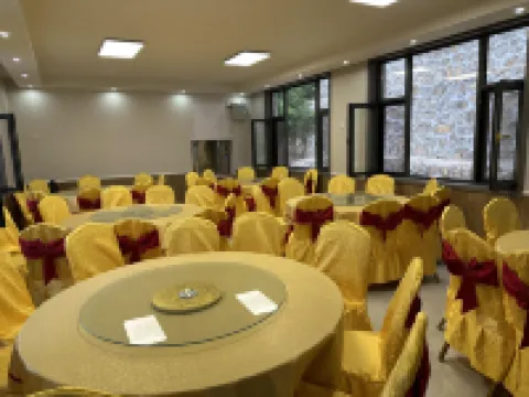 Hebei Yinsheng Hotel