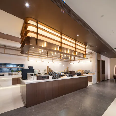 ChiFeng Hongshan Commercial Pedestrian Street Atour Hotel