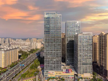 Harmony Hotel (Wancai City Store, Longquan Campus, Yunnan University of Finance and Economics) Отели рядом с достопримечательностью «Yunnan Vocational College of Mechanical and Electrical Technology»