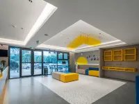 7Days Inn Hotel (Xuzhou Yunlonghu Tourist Scenic Area) - con vista montagne