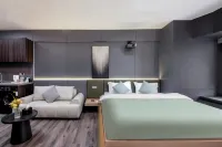 Wheat House Suite Resort Hotel (Chengdu Hongxingqiao Subway Station Branch)