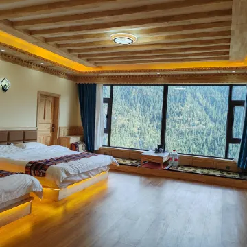 Yasheng Homestay (Zhagana Scenic Area)