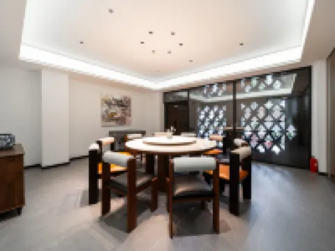 SereneLand Hotele w: Chishui City